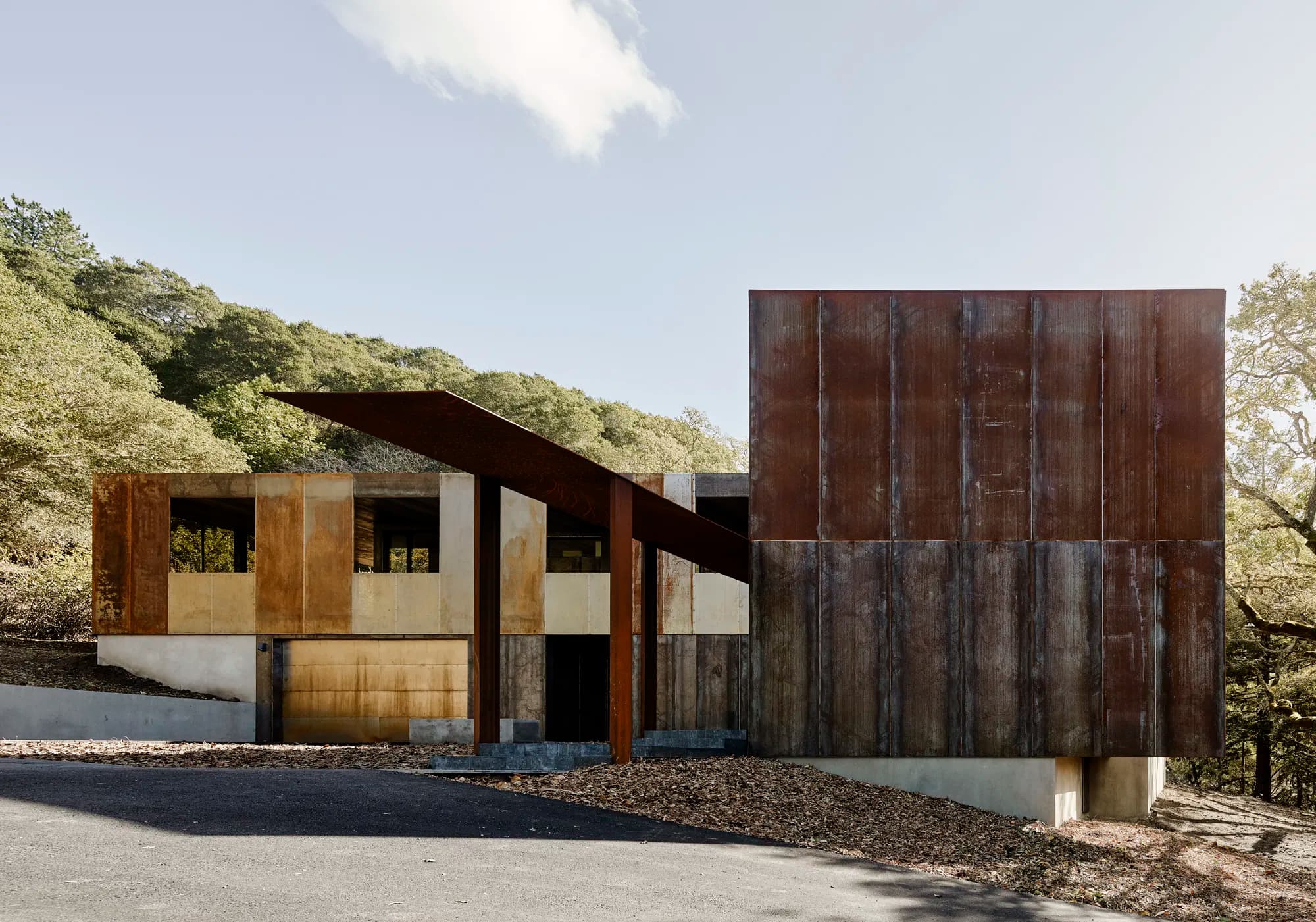 Miner Road House — Residential