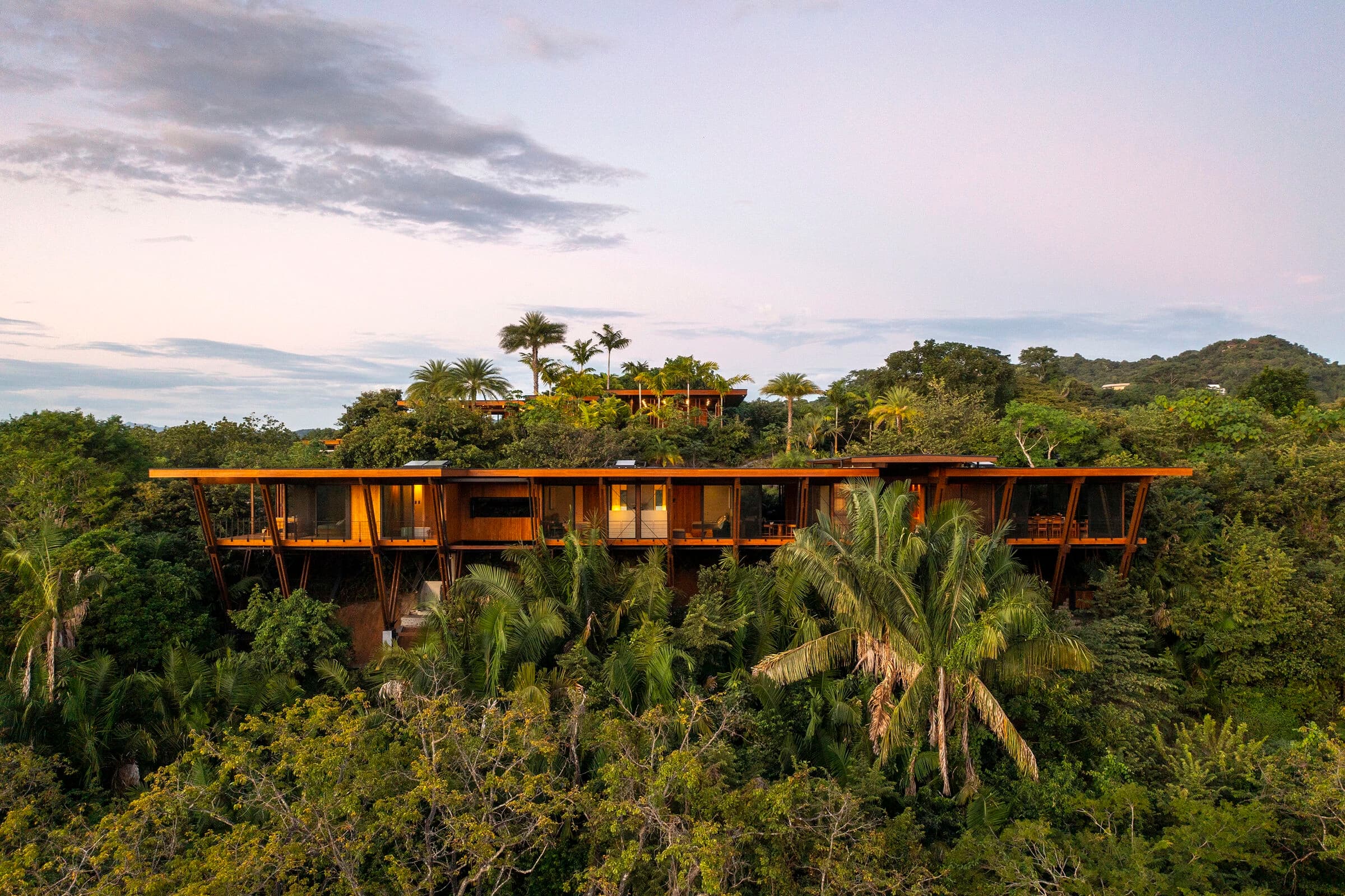 Loma Sagrada House — Residential